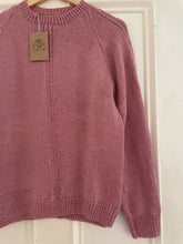 Load image into Gallery viewer, Size 12-16 - Dusky pink jumper
