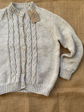 Load image into Gallery viewer, Size 10-14 - Porridge grey chunky cardigan
