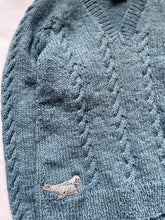 Load image into Gallery viewer, 3-4 years - Airforce blue “Seal” jumper
