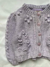 Load image into Gallery viewer, 0-6 months - Lavender pom pom cardigan
